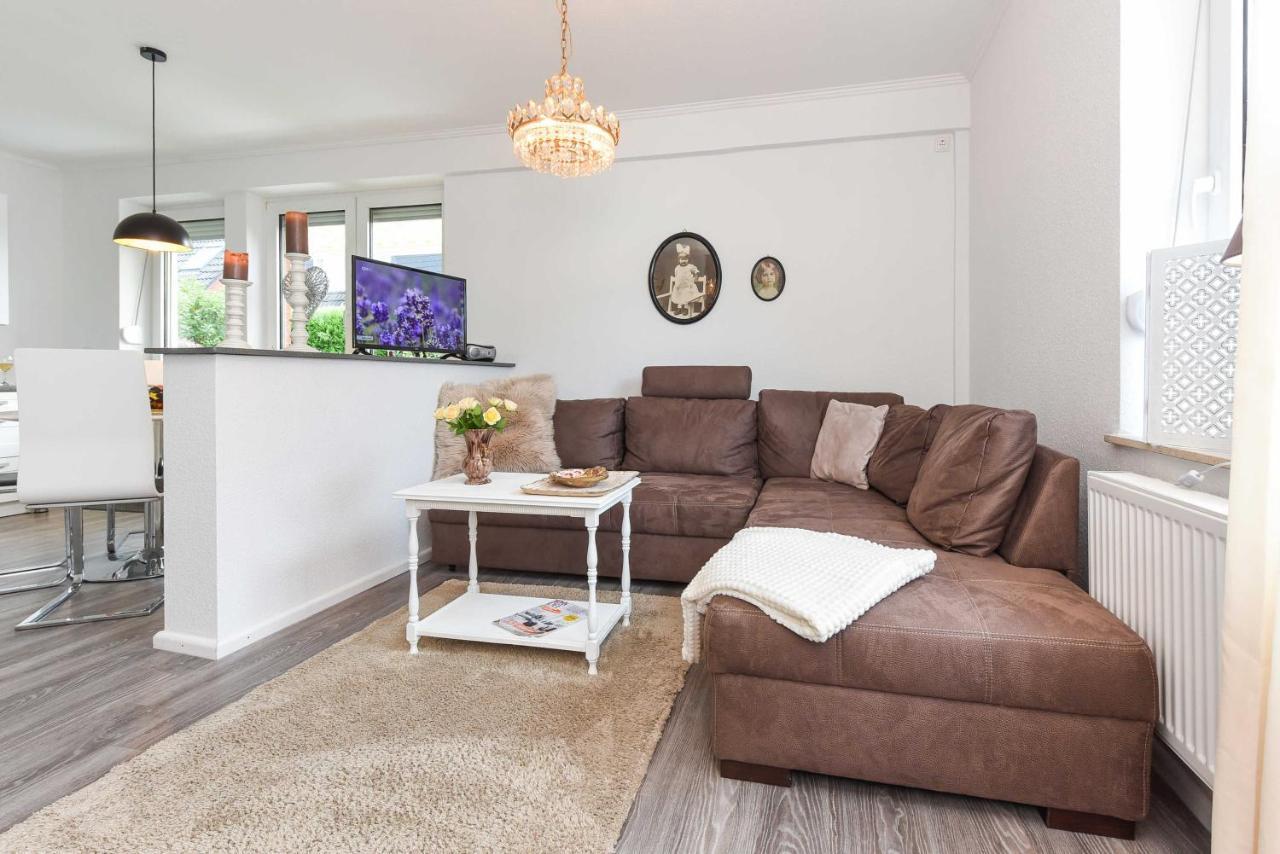 Ferienwohnungen Haus Mehrglück Bensersiel Exterior foto